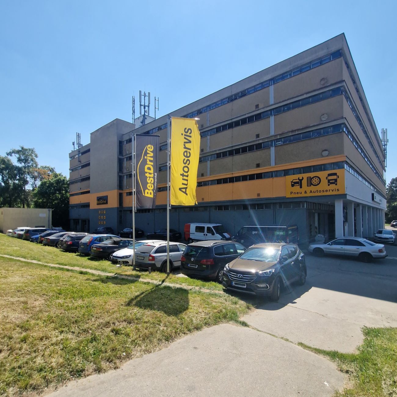 6108-Brno-Lesna.jpg