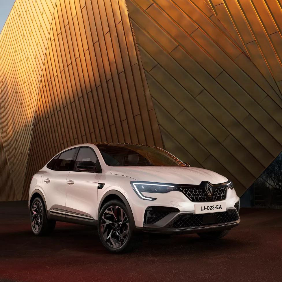 Image text teaser - 976x976 - Arkana © Renault Design