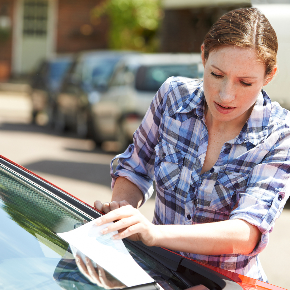 Image text teaser - 976x976 - CE QUE VOUS RISQUEZ SANS VIGNETTE CRIT’AIR (ET POURQUOI L’AVOIR PEUT VOUS SIMPLIFIER LA VIE)