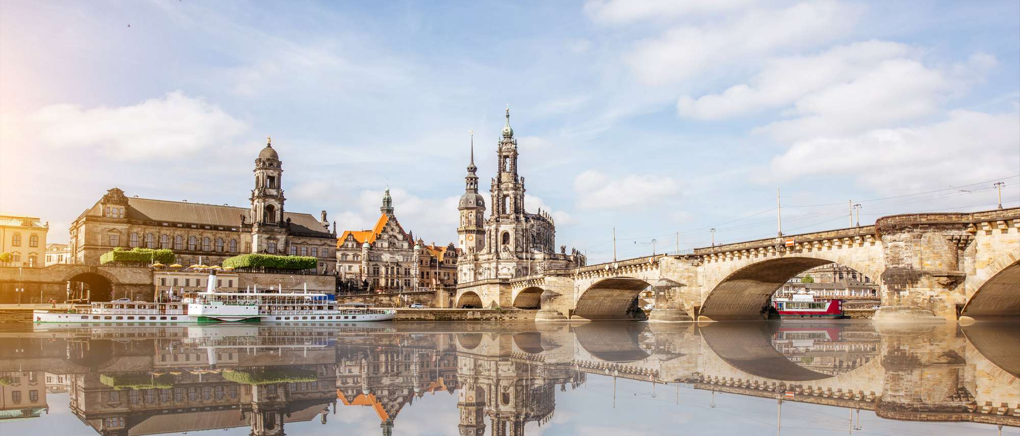 Dresden_Vergoelst_01_MainMarketing_1920x822.jpg