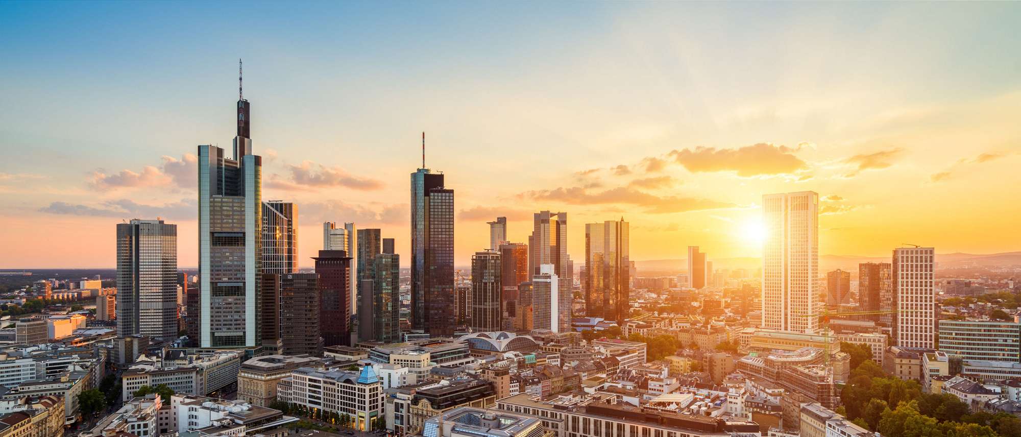 Frankfurt_Vergoelst_01_MainMarketing_1920x822.jpg