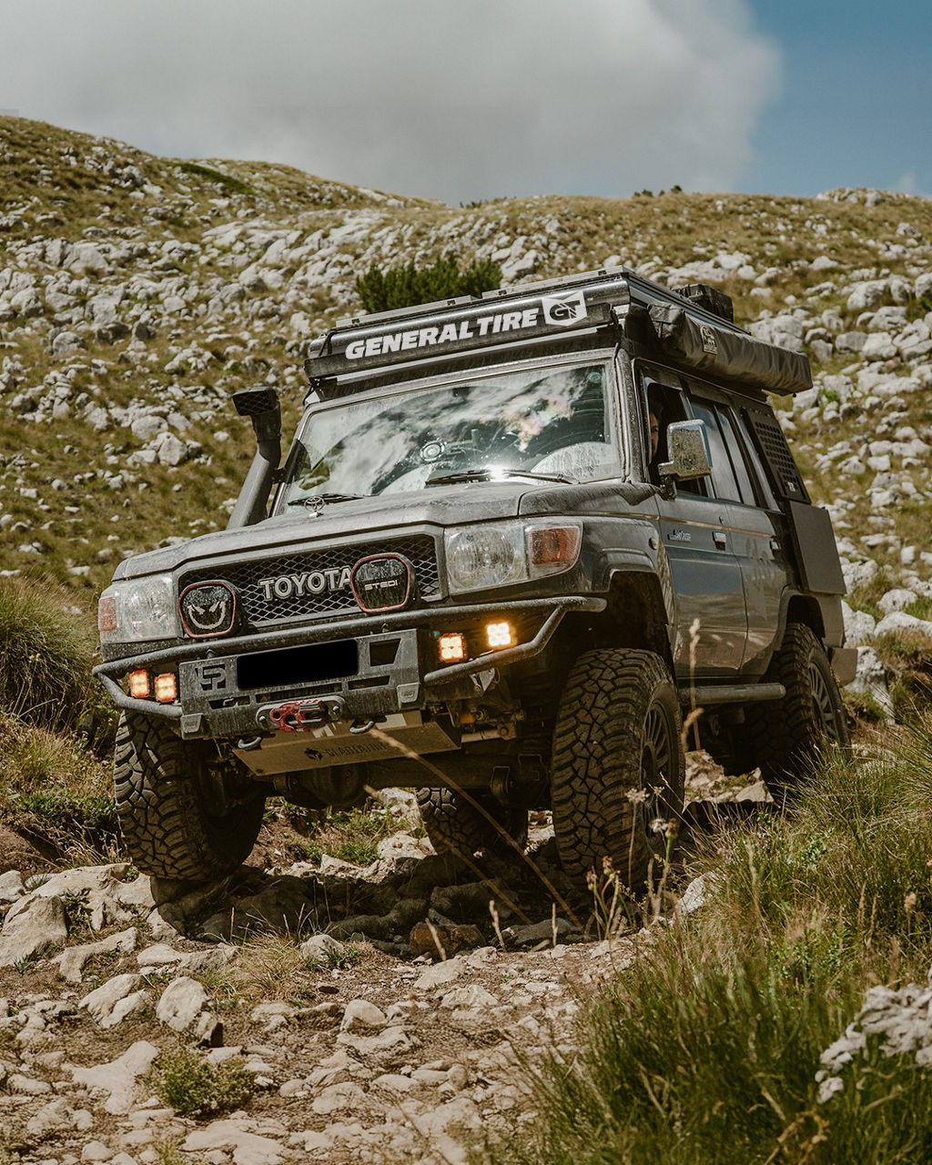Wir empfehlen General Tire Reifen insbesondere für alle Cross Over SUVs, Full Size SUVs und Pick-Ups.