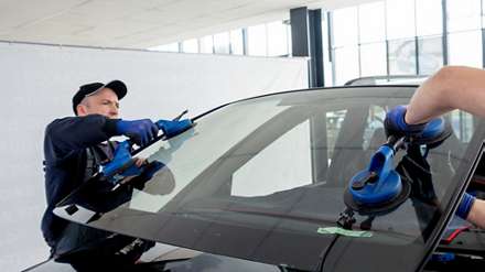 Glass_Service_DACH_01_1920x1080.jpg