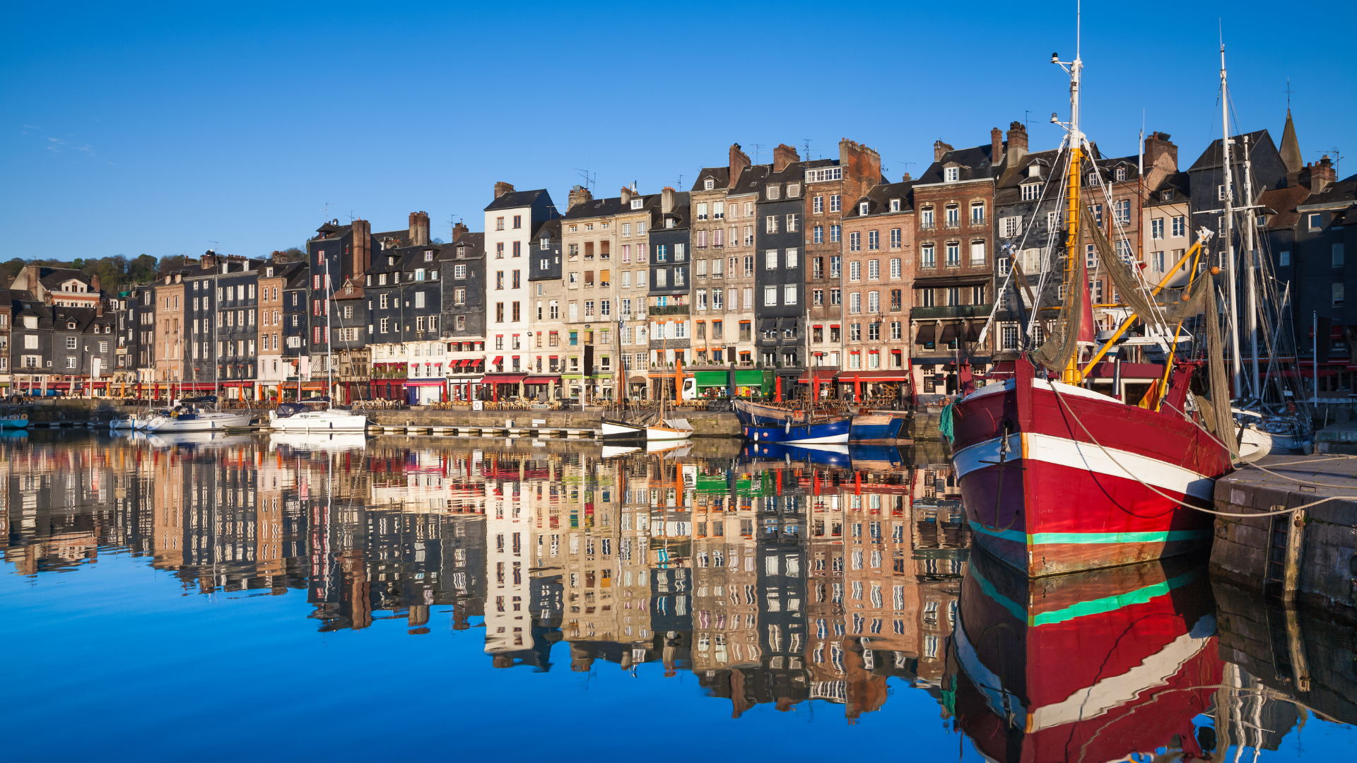 Brand Page - Stage Brand 1920x1080 - Honfleur