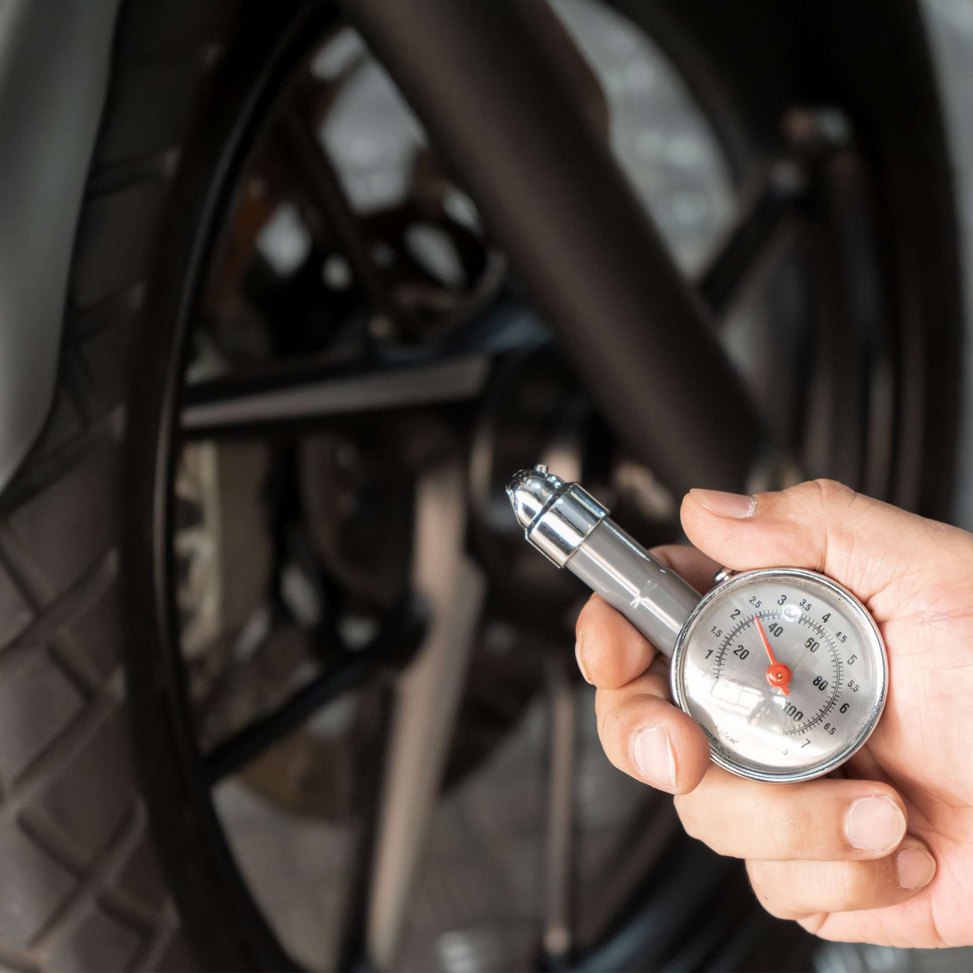 Scooter_Tires_Vergoelst_02Teaser_1920x1920.jpg