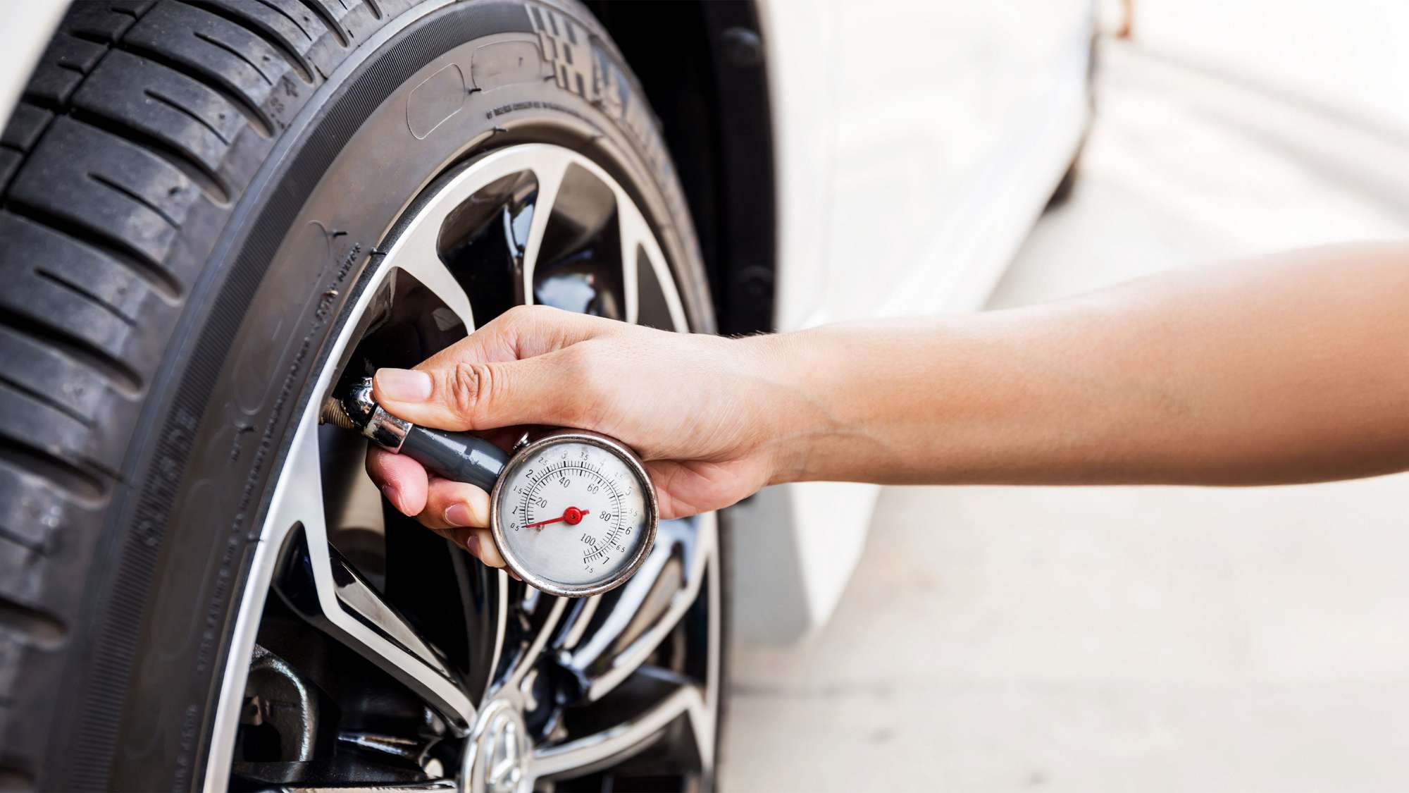 Tire_Pressure_Vergoelst_01_MarketingTeaser_1920x1080.jpg