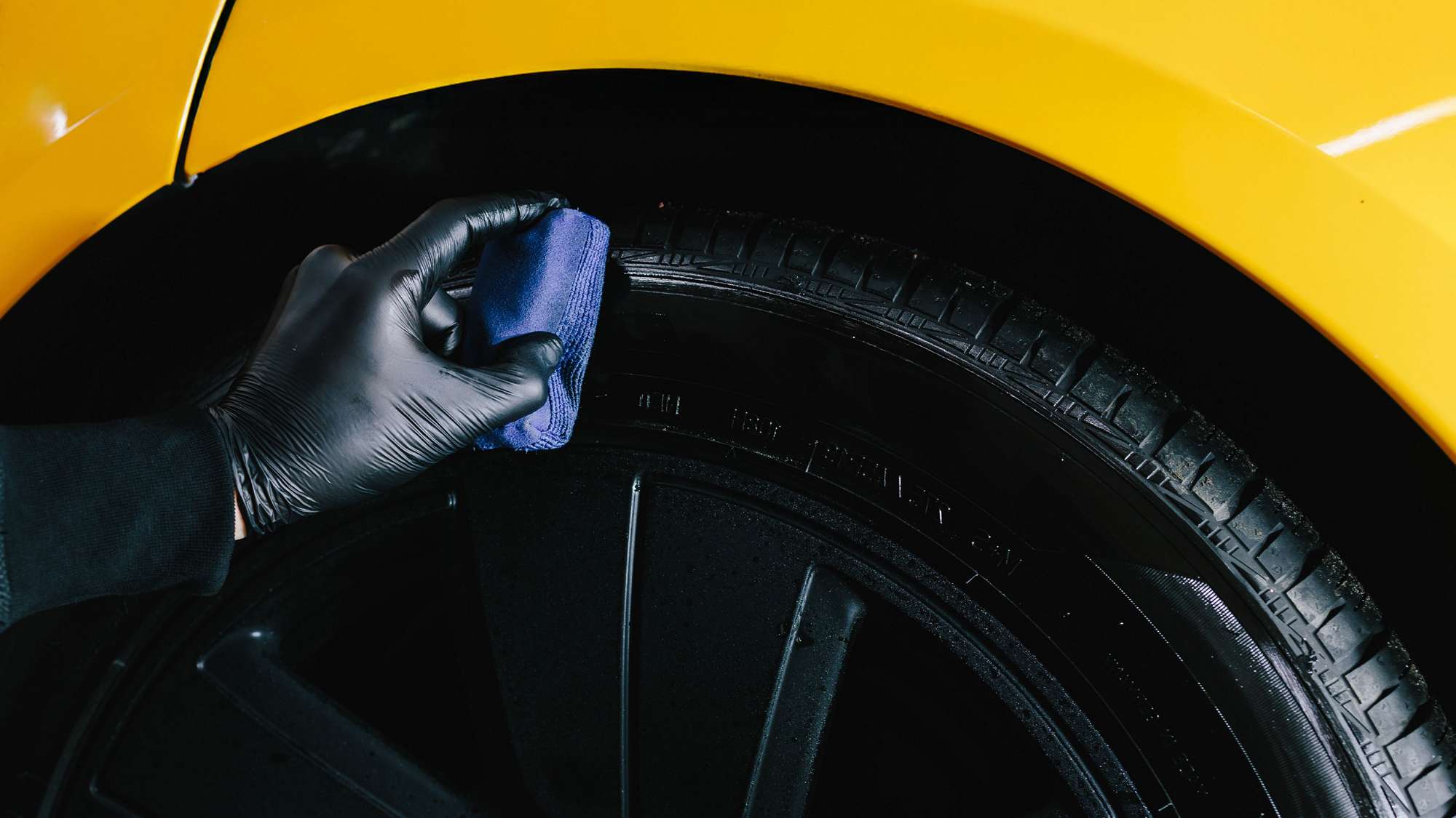 Tire_Service_Tire_care_Vergoelst_02_MarketingTeaser_1920x1080.jpg