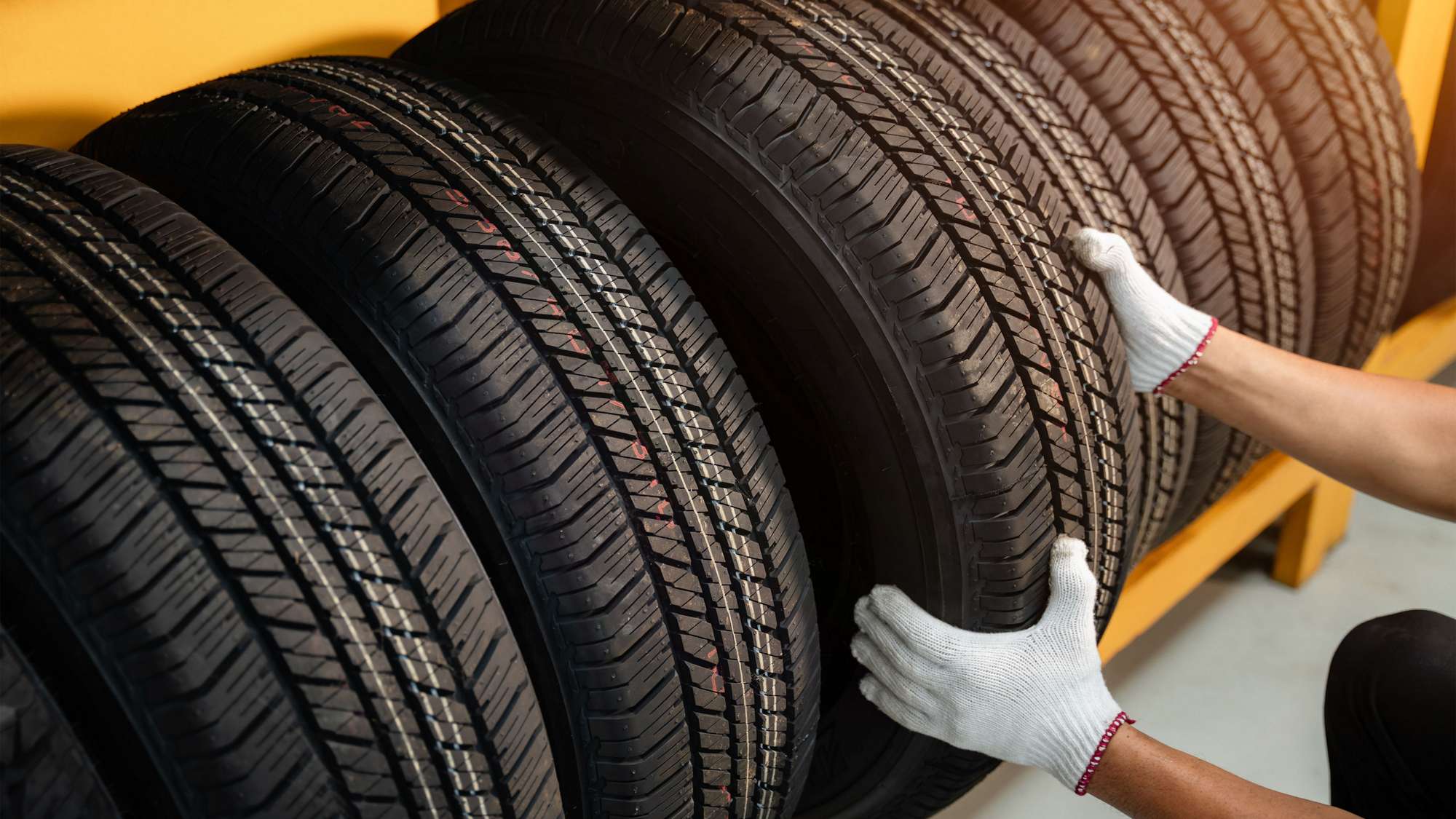 Tire_Stroage_DACH_01_MarketingTeaser_1920x1080.jpg