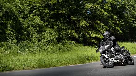 Tire_typ_3rd_Metzeler_tires_Vergoelst_02MarketingTeaser_1920x1080.jpg