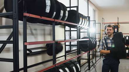 Tires_Online_Vergoelst_02_MarketingTeaser_1920x1080.jpg