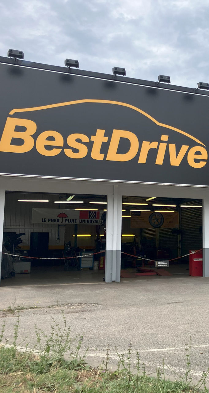 Carrousel Item - 1023x1920 - Trans en provence SACY Trans Auto BestDrive (3)