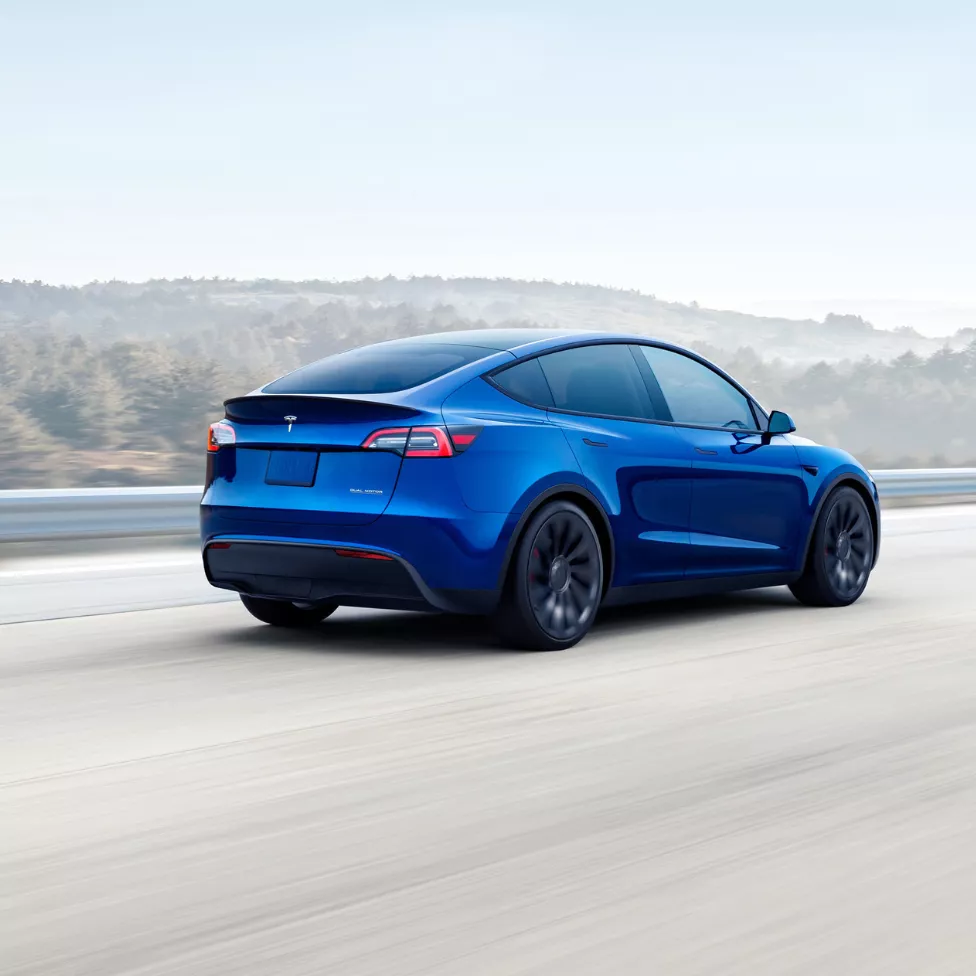 Image text teaser - 976x976 -  voiture tesla pneu 