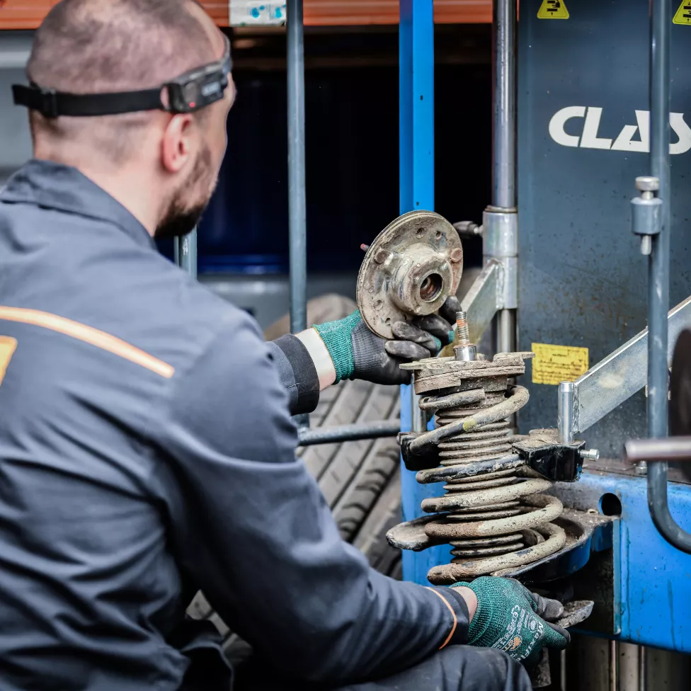 Image-Text Teaser - 976x976 - 1