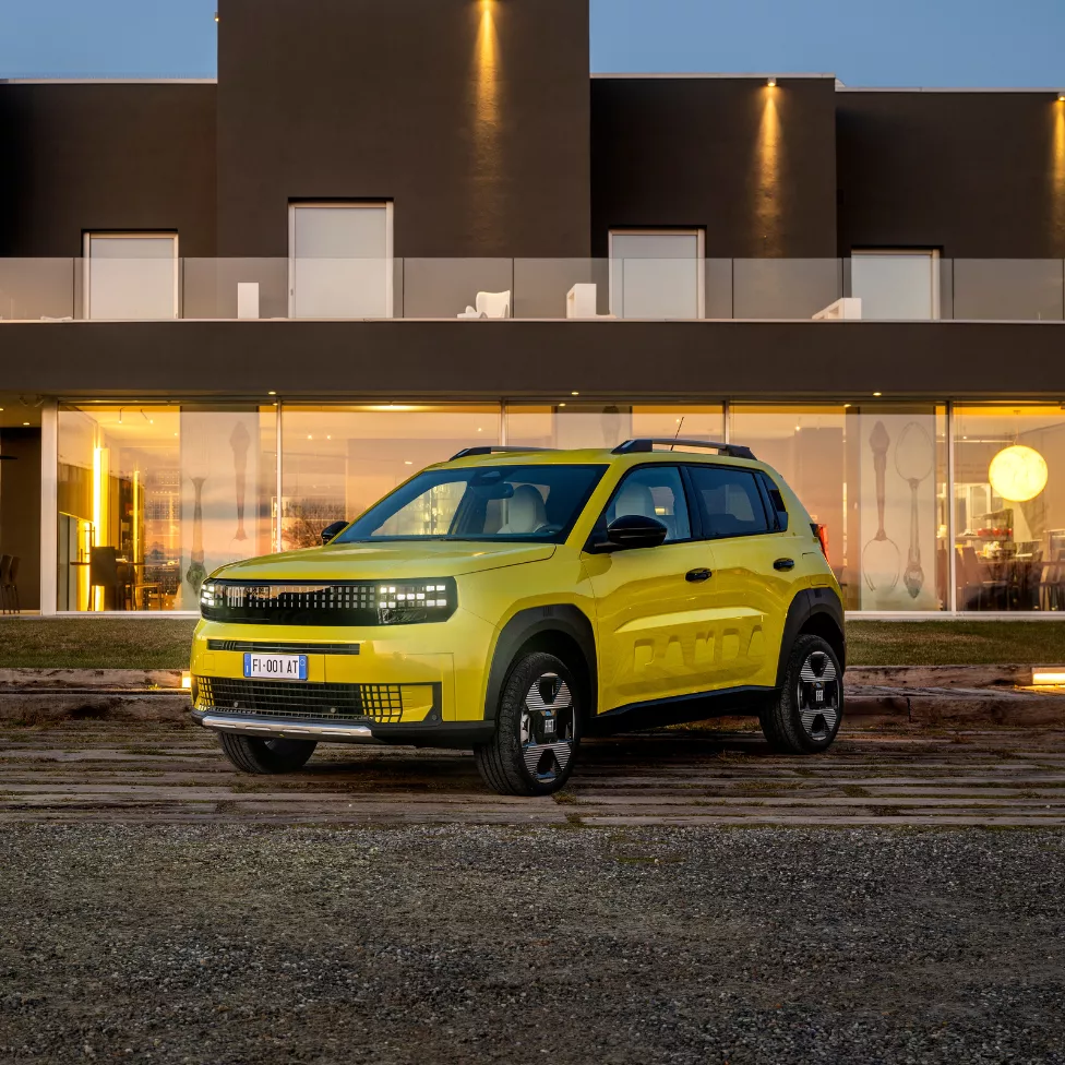 Image text teaser - 976x976 - fiat 