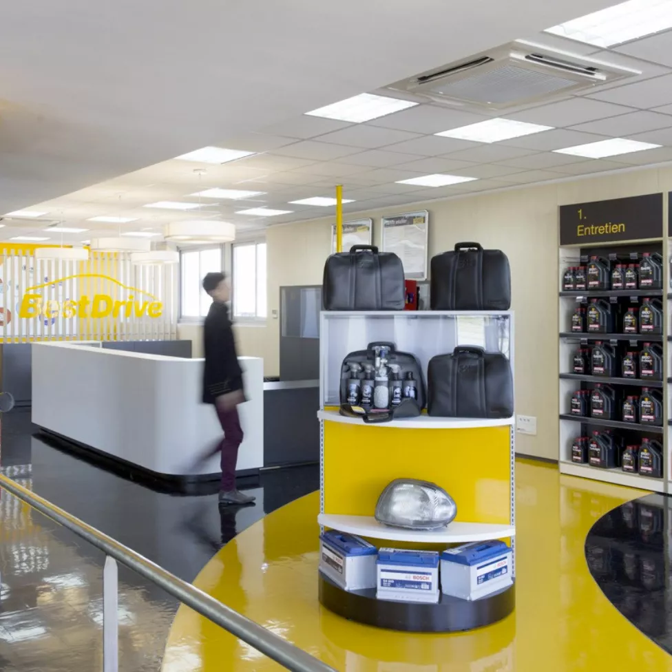 Image-Text Teaser - 976x976 - 1