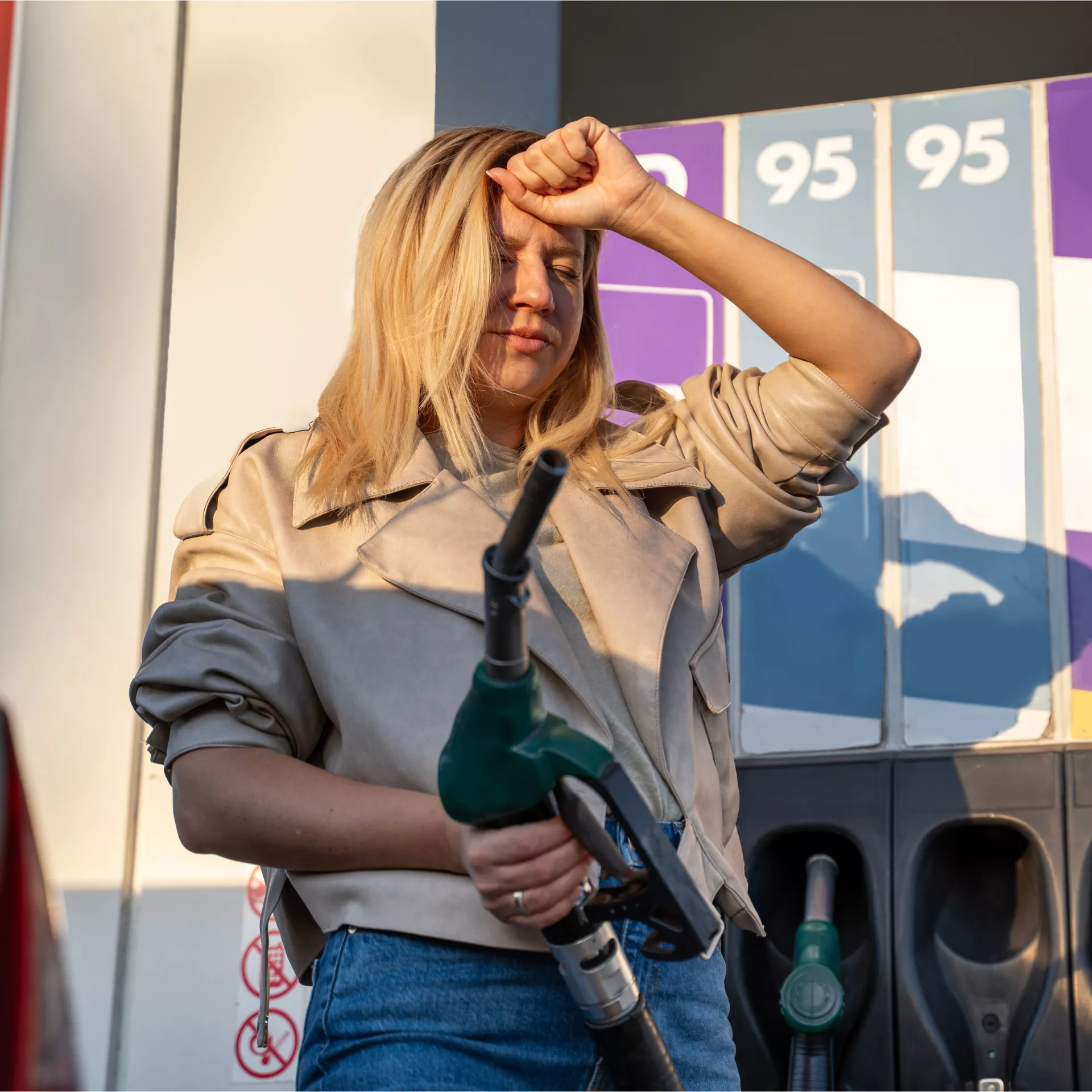 Image-Text Teaser - 1920x1920 - je me suis trompe de carburant voiture