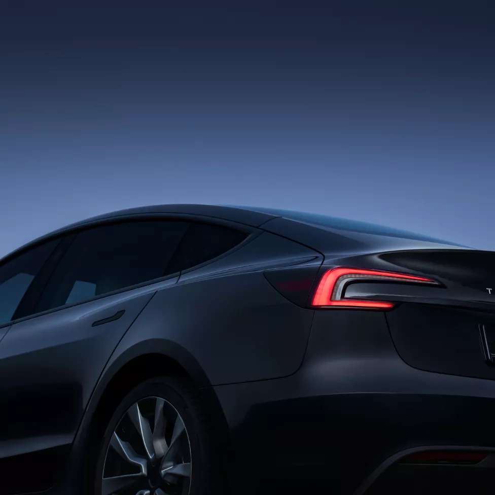 Image text teaser - 976x976 - model 3 tesla