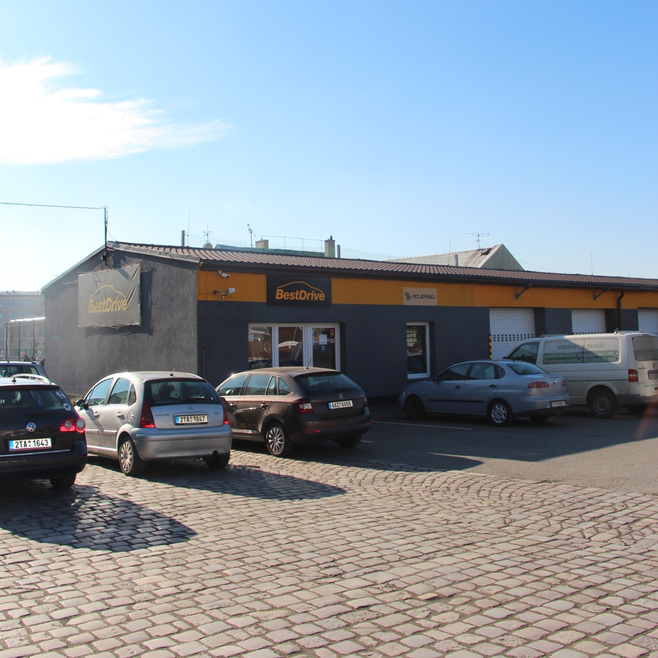 mojepneu-opava.JPG