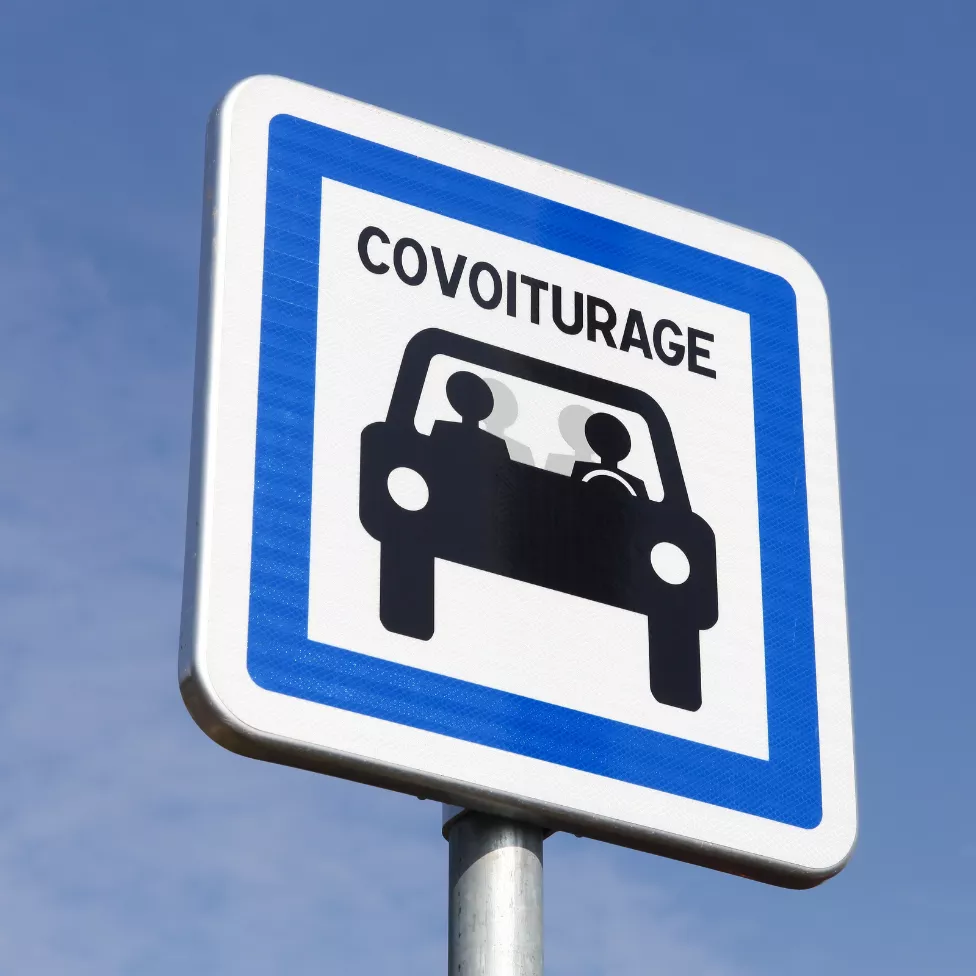Image text teaser - 976x976 - panneau covoiturage 