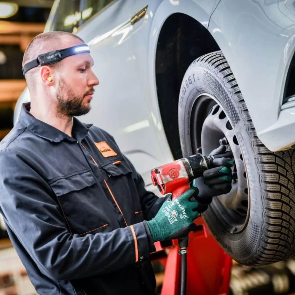 Image-Text Teaser - 976x976 - 1