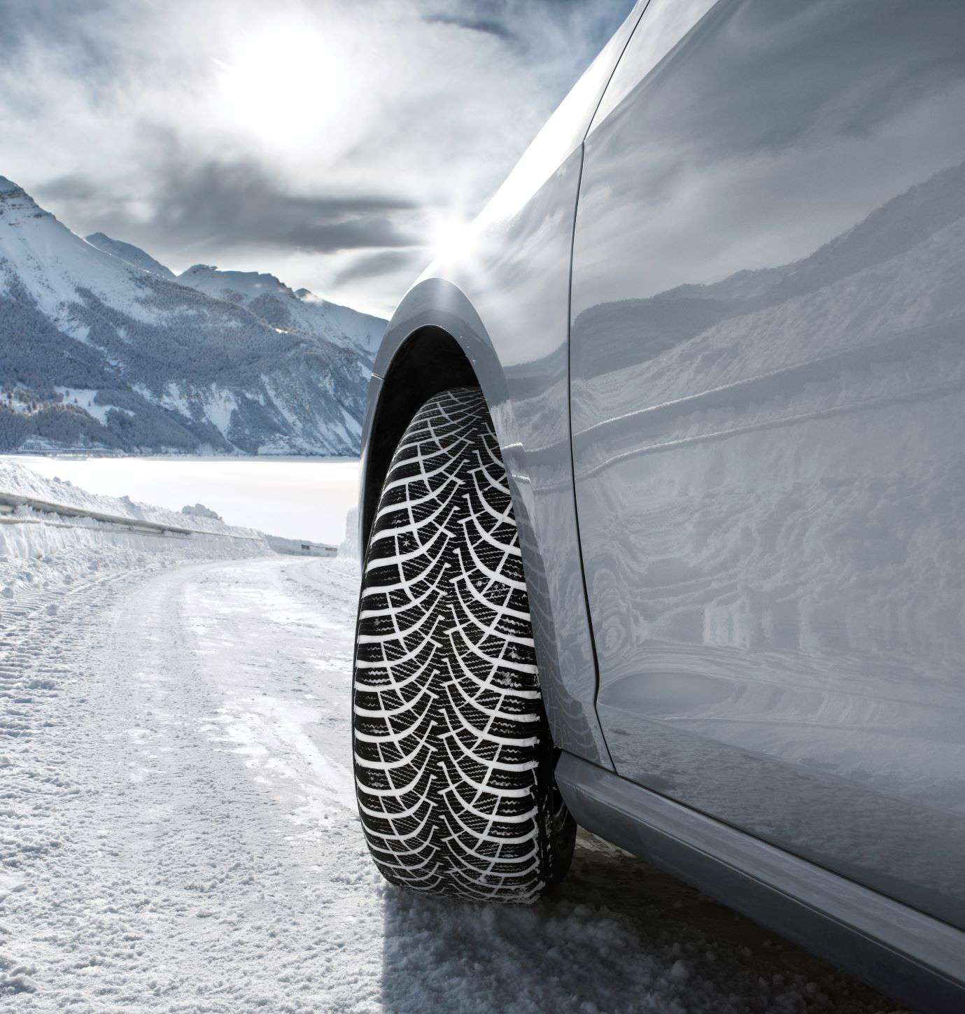 pneu-hiver-goodyear-ultragrip-performance.jpg