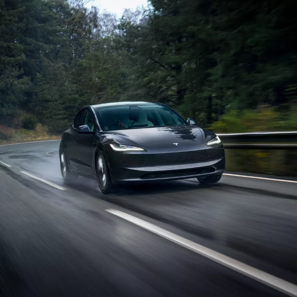 Image text teaser - 976x976 - pneus tesla model 3