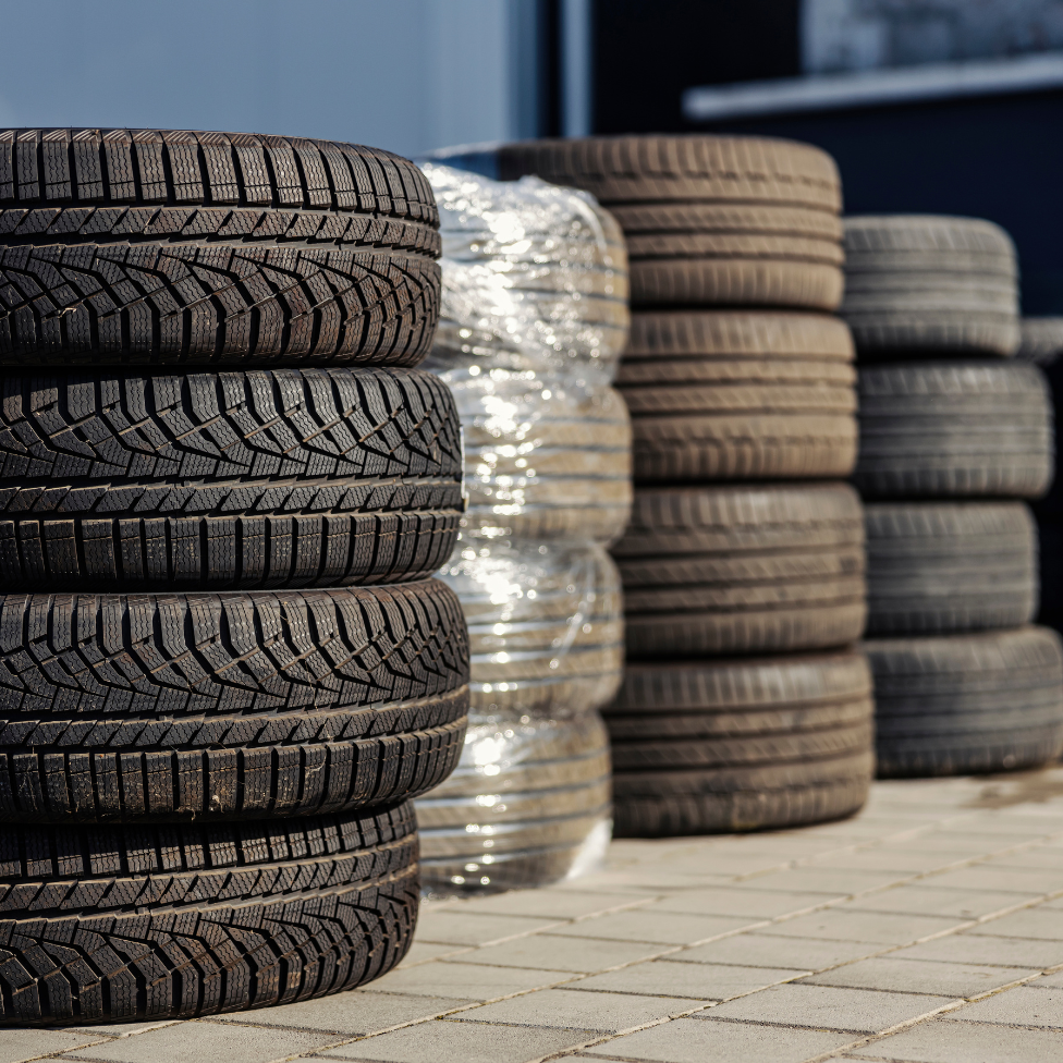 Image text teaser - 976x976 - stocker les pneus 