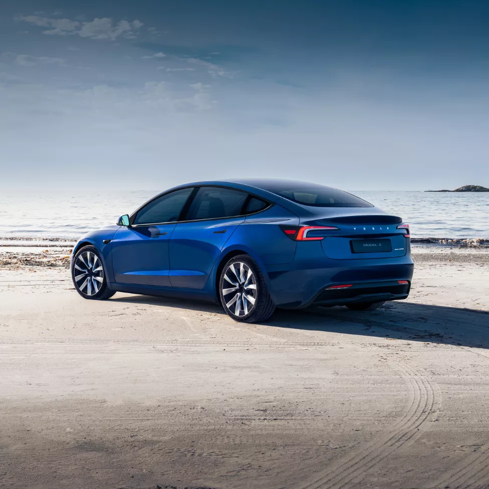 Image text teaser - 976x976 - tesla model 3 pneu