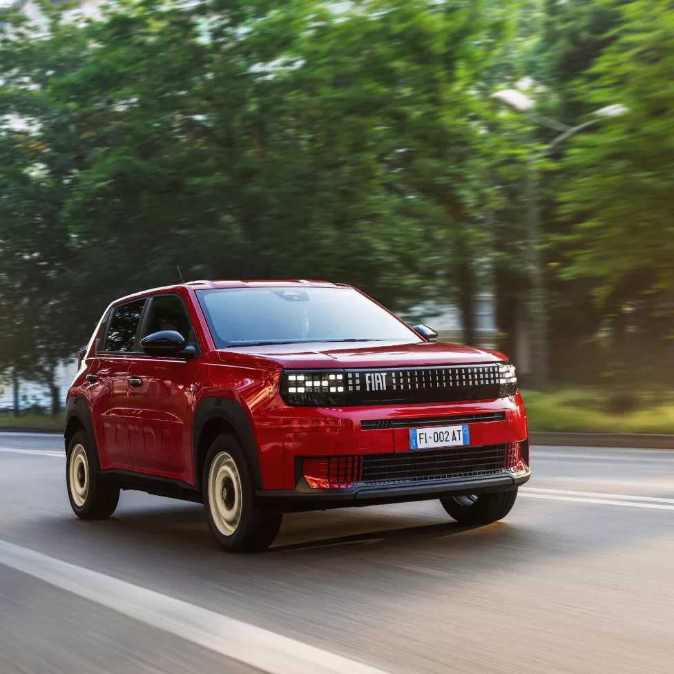 Image text teaser - 976x976 - voiture fiat pneus 